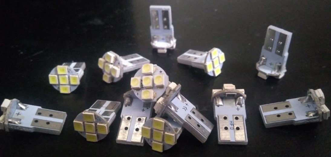 TP59 LED T10 5 LEDS 12V BASE FIBRA NLP