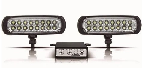 AP954 FAROL STROBO AUX 3EM1 PT 12/24V BRANCO PAR (AP954)