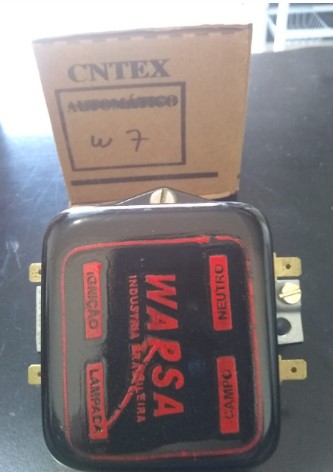REGULADOR W7