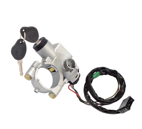 UN50468 TRAVA DIR.CAM. MB 709/1618 C/COM. 